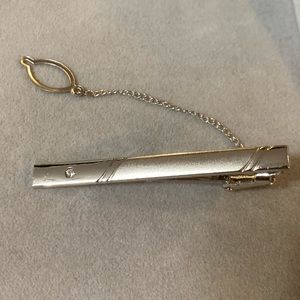 Silver Tie Bar with Design